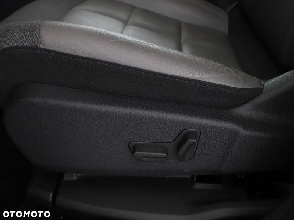 Citroën C5 Aircross 1.6 PureTech Shine EAT8 - 41