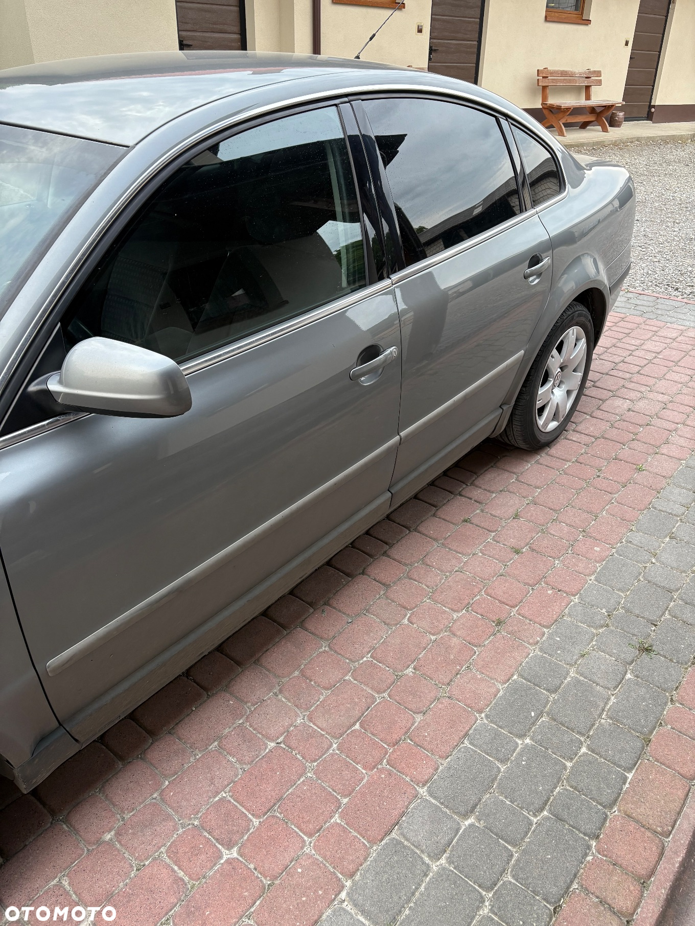 Volkswagen Passat 1.9 TDI Basis - 2
