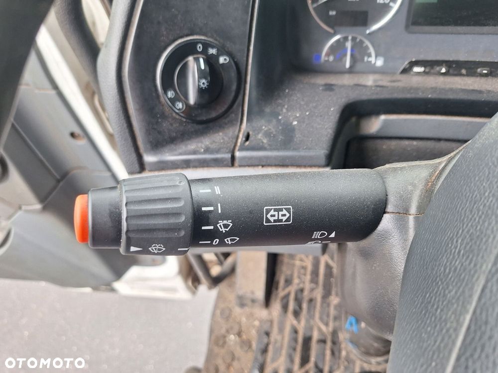 Versalift Actros 1832 L - 16