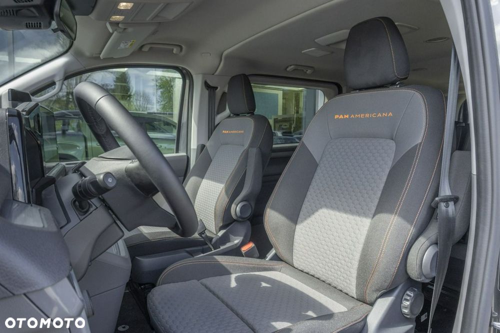 Volkswagen Caravelle - 14