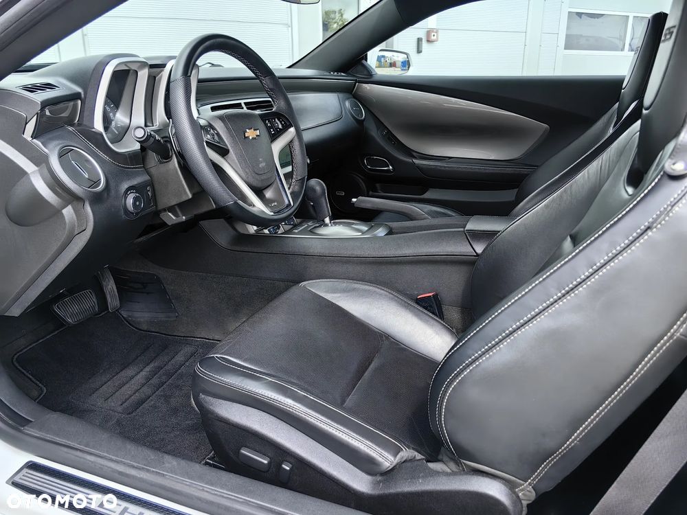 Chevrolet Camaro Coupe 6.2 V8 - 10