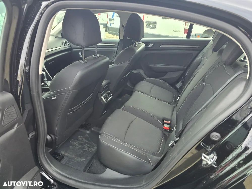 Renault Megane TCe 140 EDC GPF Zen - 14