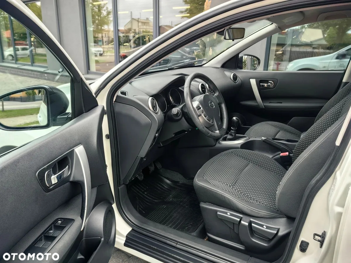 Nissan Qashqai 2.0 dCi Visia - 6