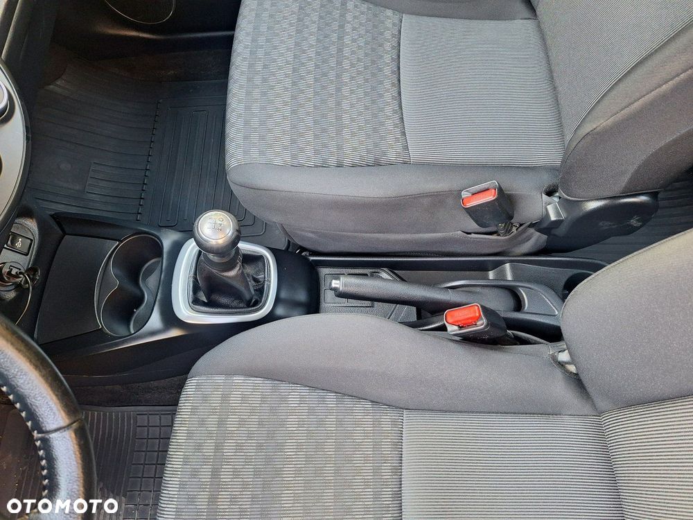 Toyota Yaris - 21