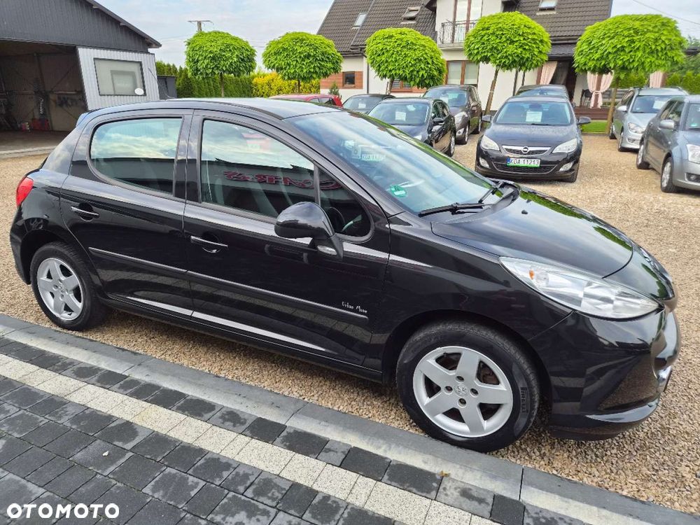 Peugeot 207 - 11
