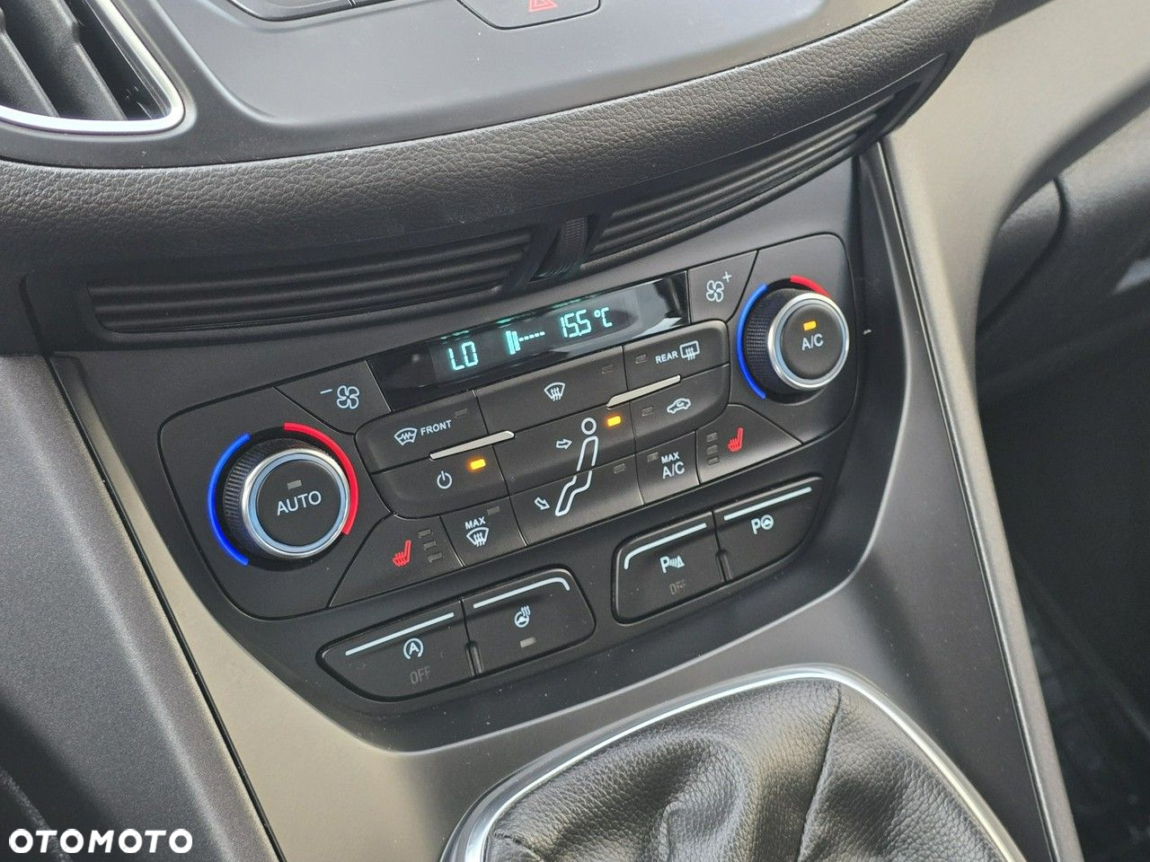 Ford Grand C-MAX - 23
