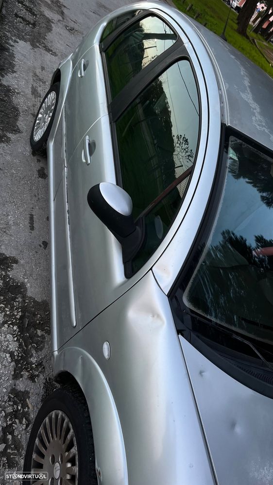 Citroën C3 1.4 HDi Exclusive - 3