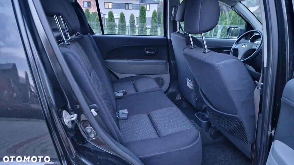 Daihatsu Sirion 1.3 - 15