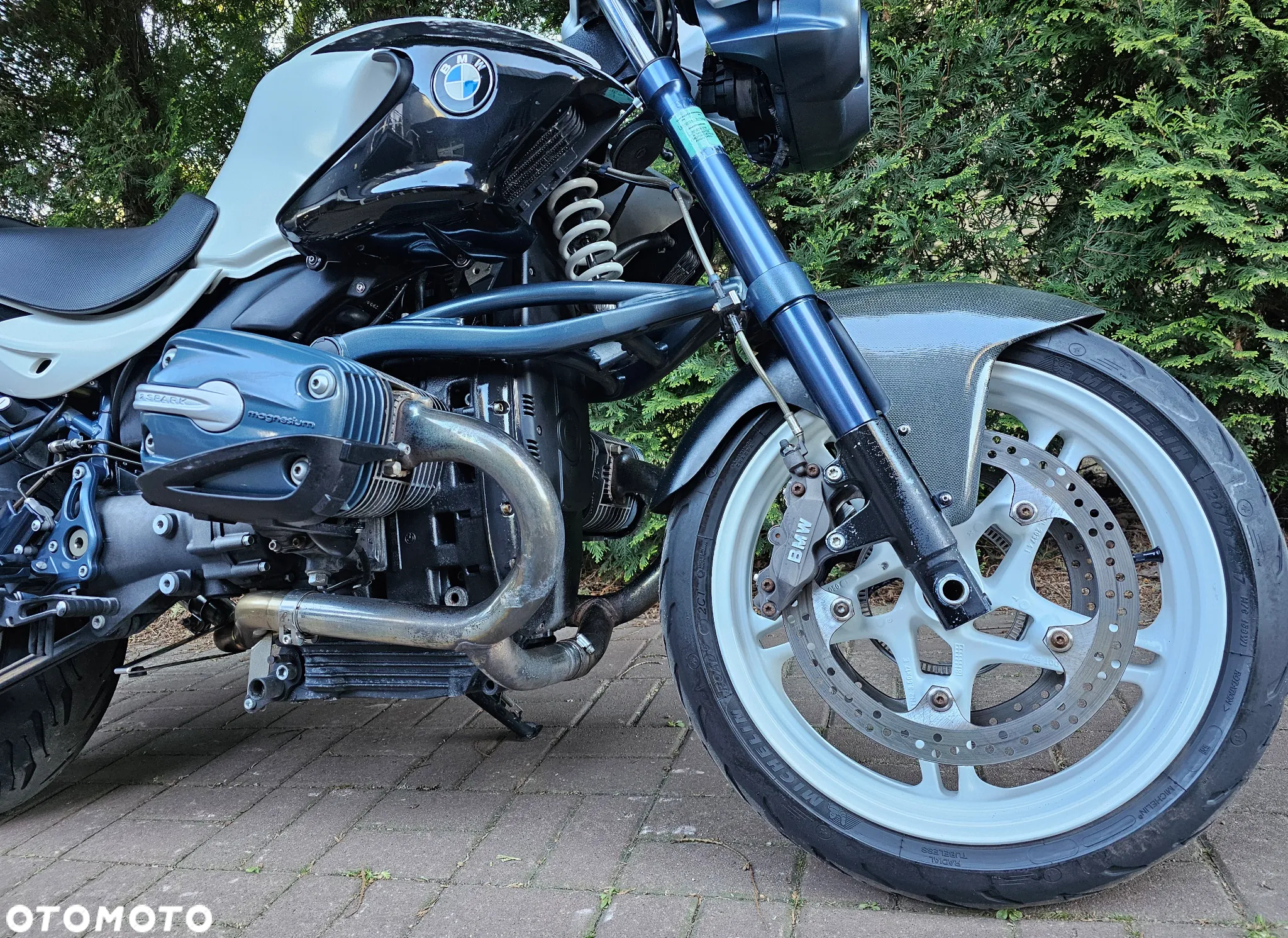 BMW R - 7