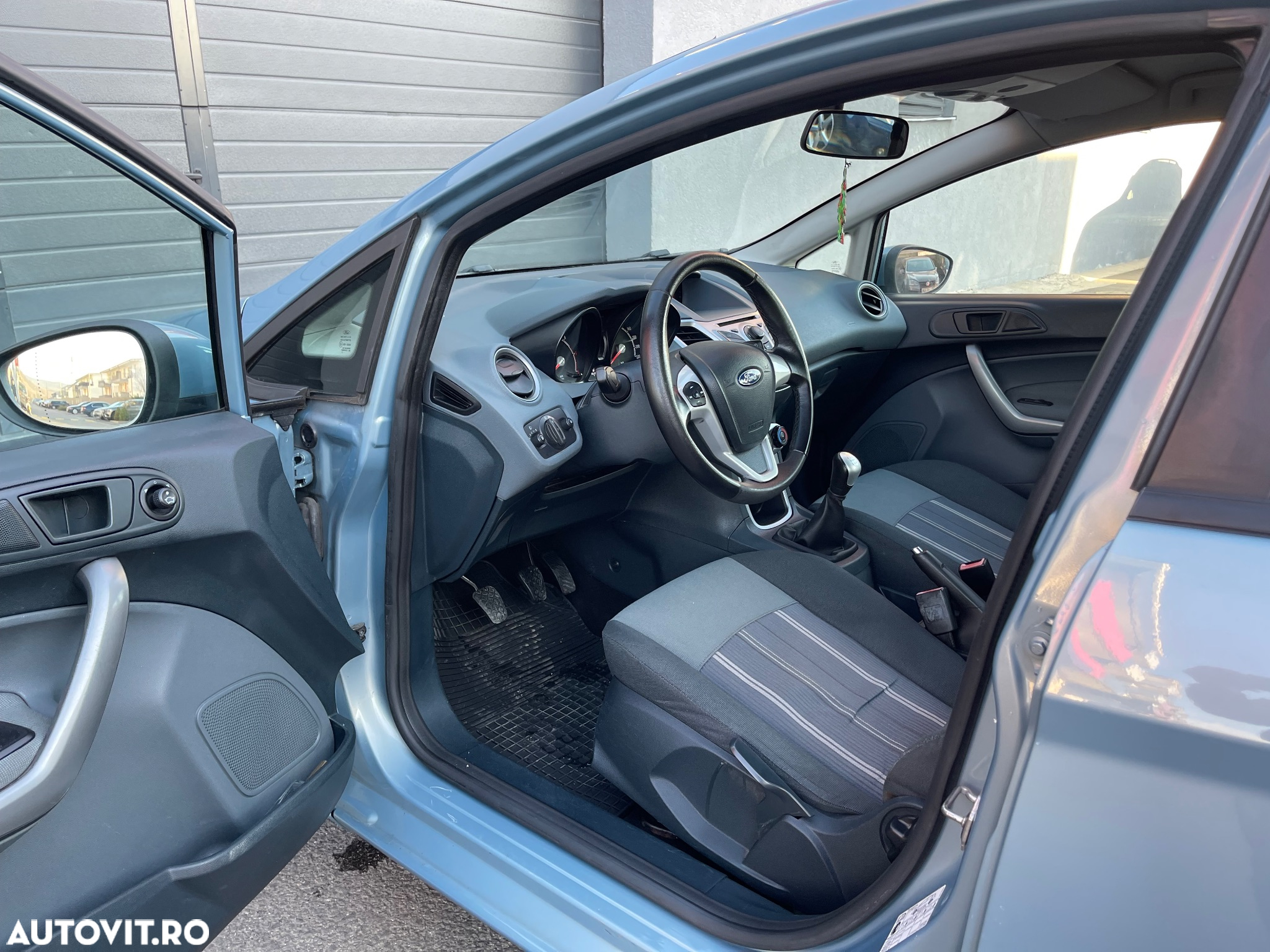 Ford Fiesta 1.6 TDCi DPF Trend - 7