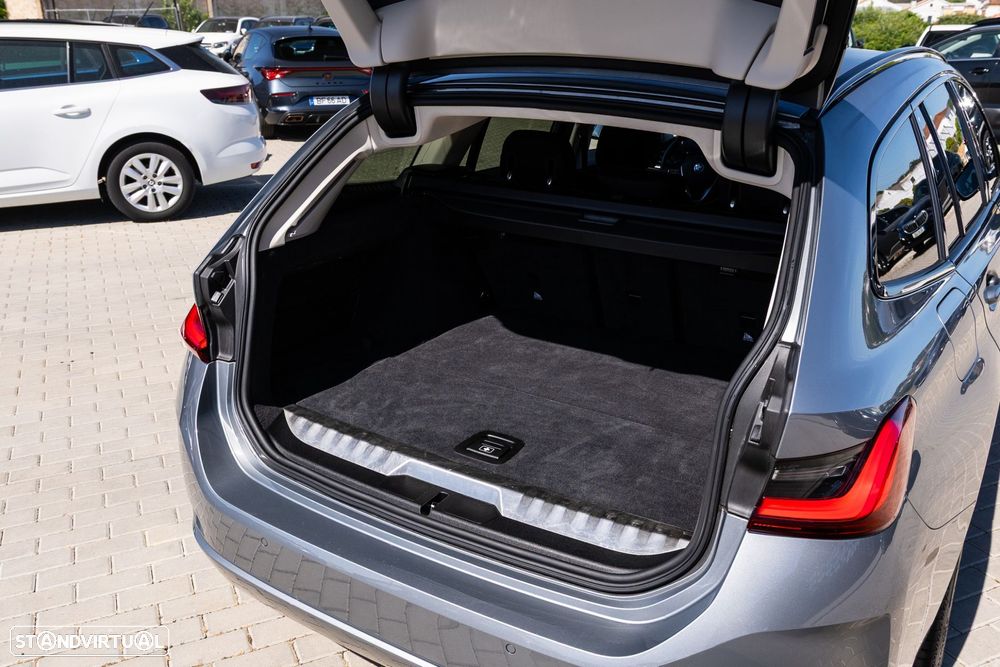 BMW 320 e Auto - 11
