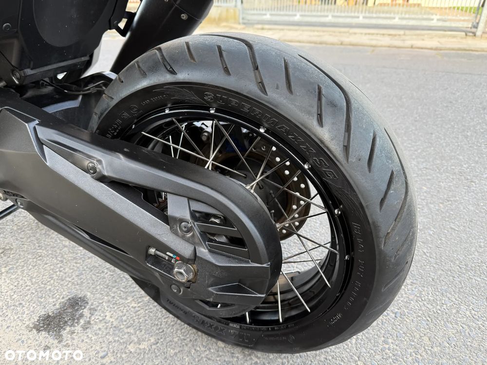 Honda X-ADV - 16