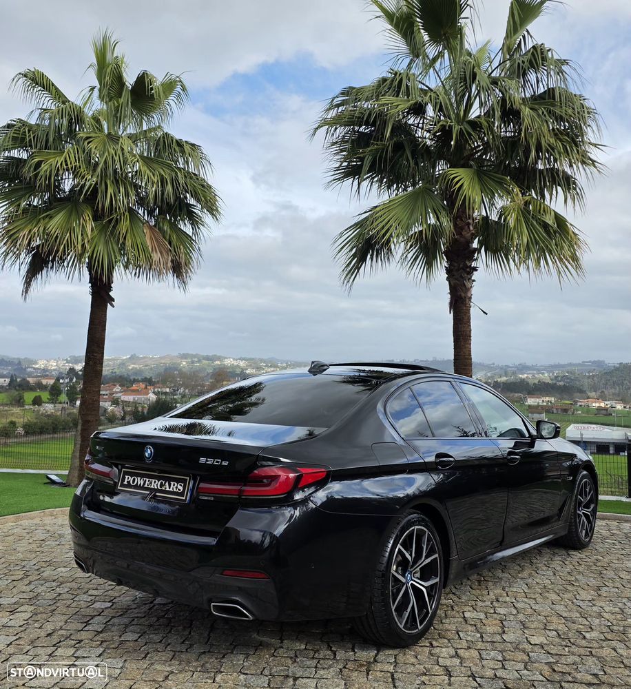 BMW 530 e Pack Desportivo M - 16