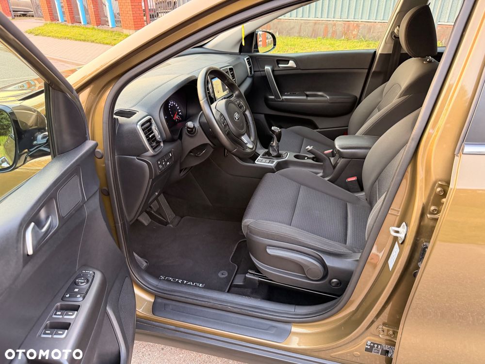 Kia Sportage 2.0 CRDI 2WD Spirit - 13