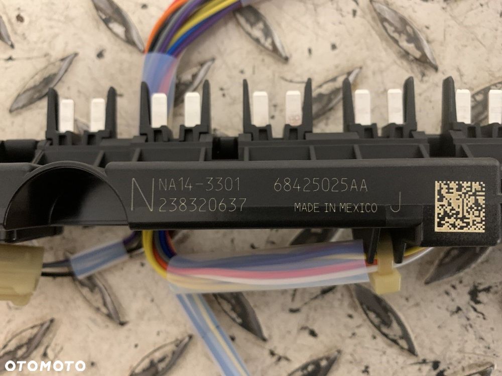 NOWY ORYGINALNY CZUJNIK SENSOR ZASIĘGU SKRZYNI BIEGÓW JEEP DODGE RAM FIAT 68425025aa 238320637 - 5
