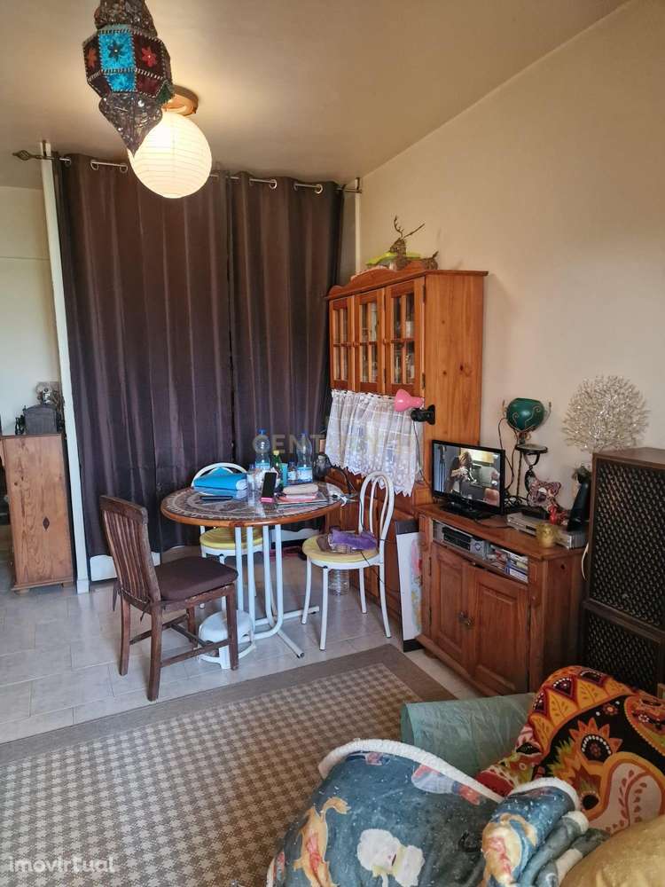 Apartamento T1 com Vista Mar, em Oeiras - Grande imagem: 3/8