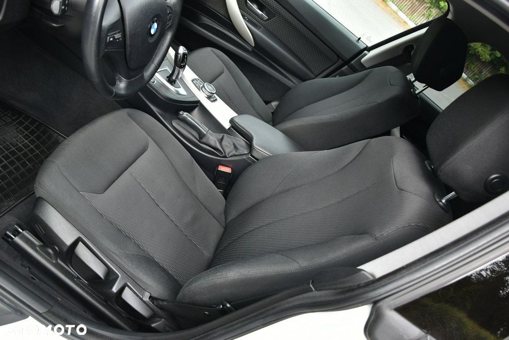 BMW 3GT 320d xDrive GT - 28