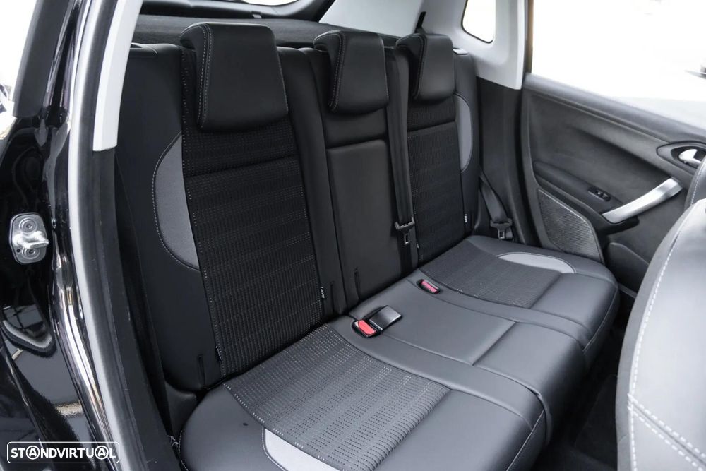 Peugeot 2008 1.2 PureTech Allure - 34