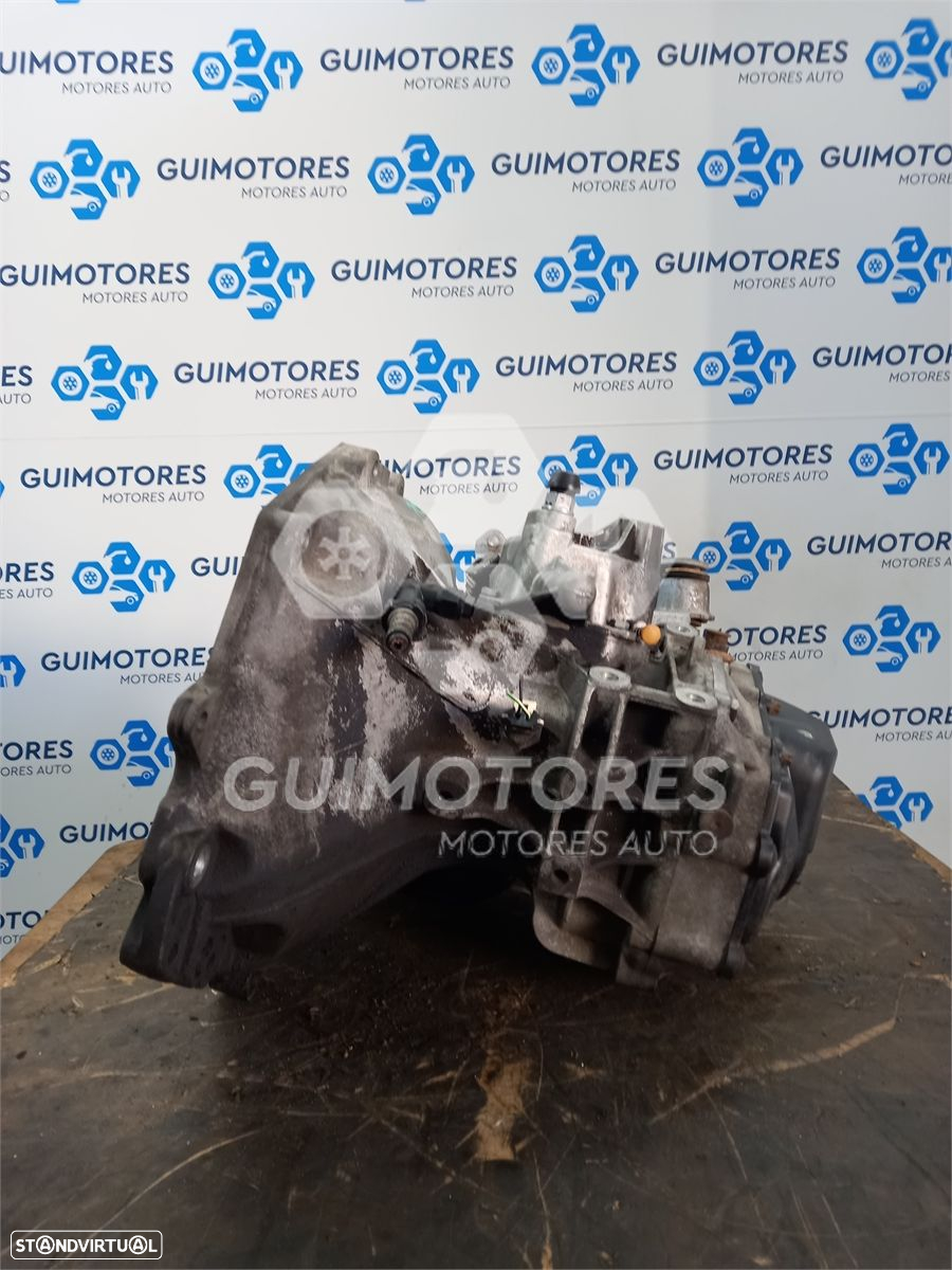 CAIXA VELOCIDADES OPEL CORSA D 1.2 16V 85CV, REF: B110302112 - UW429 - 2