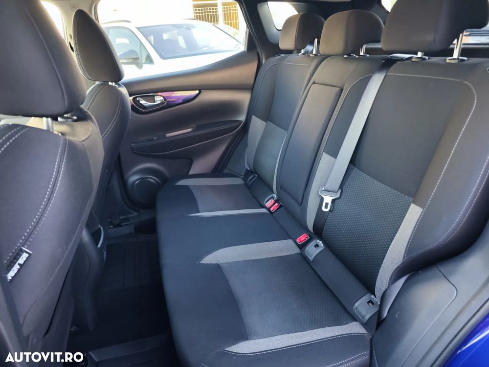 Nissan Qashqai 1.3 l MHEV X-Tronic 4WD N-Connecta - 13