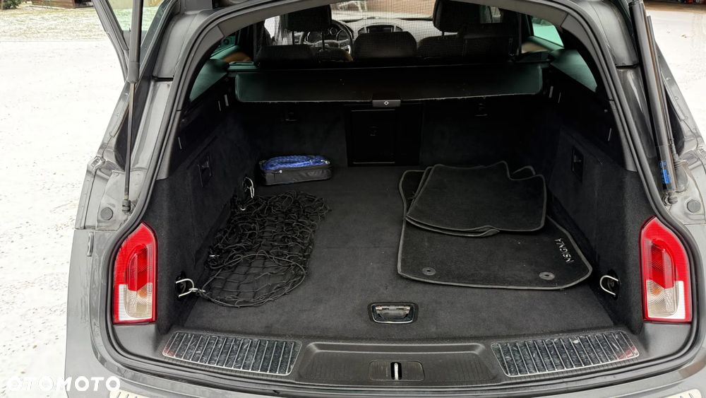 Opel Insignia 2.0 CDTI - 9