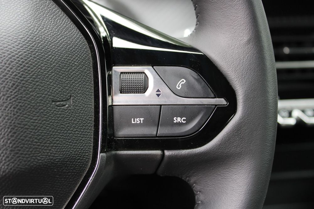 Peugeot 2008 1.2 PureTech Active - 24