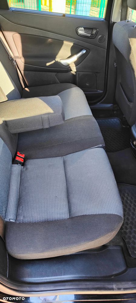 Ford Mondeo 2.0 TDCi Titanium - 19