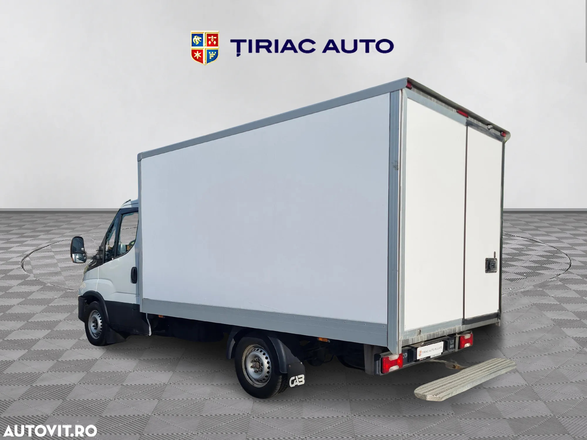 Iveco Daily 35-140 Chassi Cab 2.3JTD Hi-Matic - 3