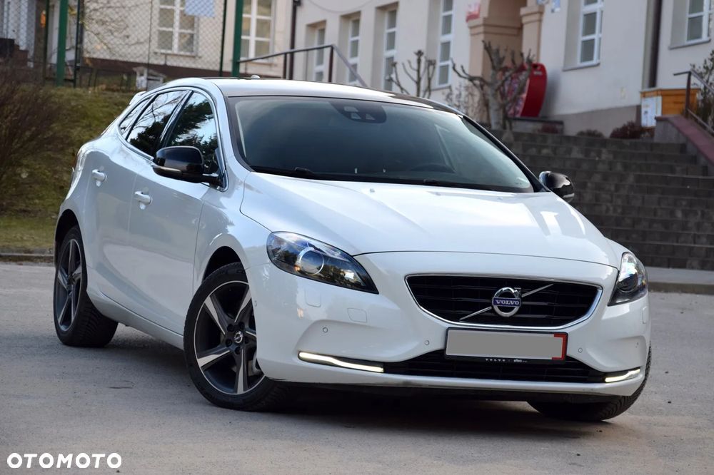 Volvo V40 D3 Geartronic Summum - 11