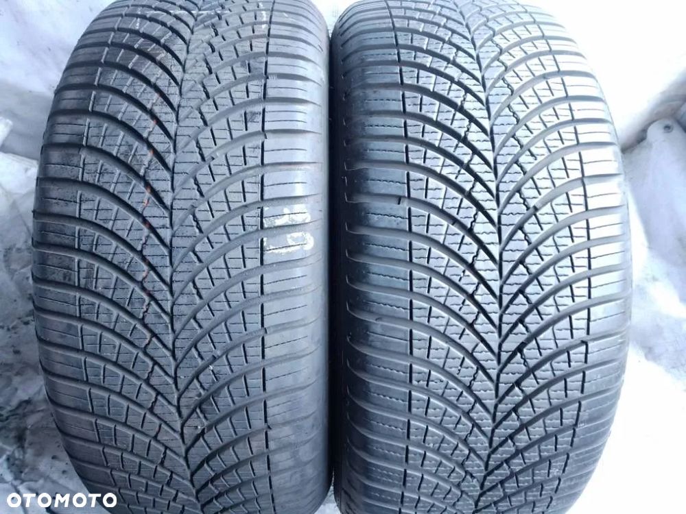 Goodyear Vector 4Seasons Gen-3 235/45 R18 98Y 2022 2024 - 1