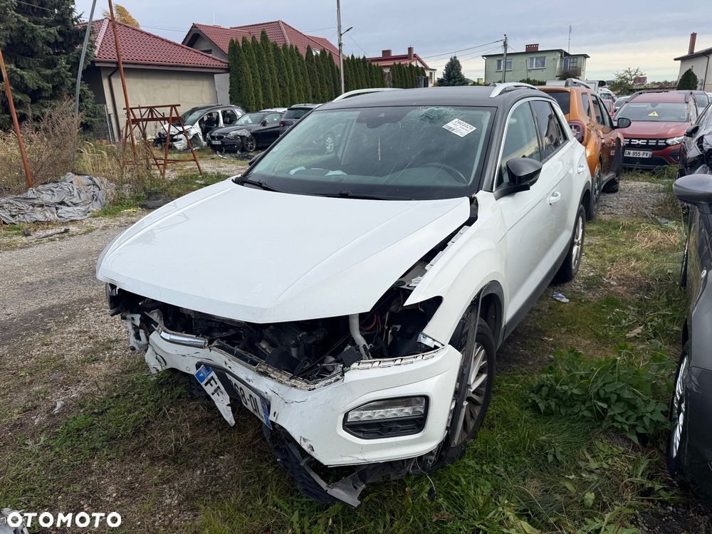 Volkswagen T-Roc - 3