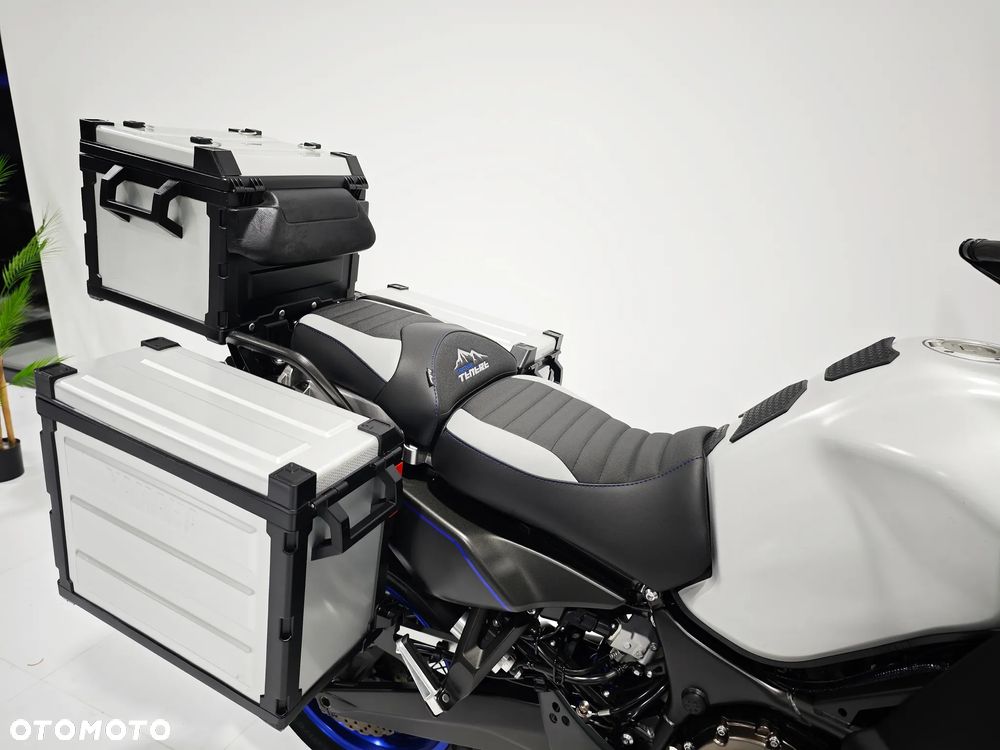 Yamaha Super Tenere - 13