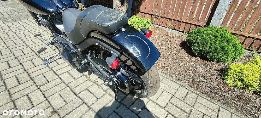 Harley-Davidson Softail Blackline - 14