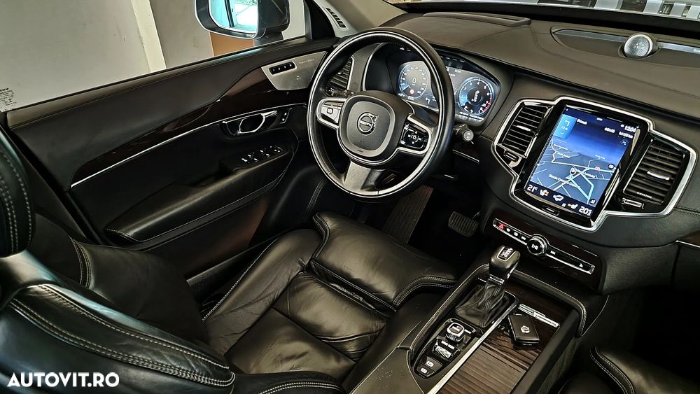 Volvo XC 90 T6 AWD Geartronic Inscription - 24