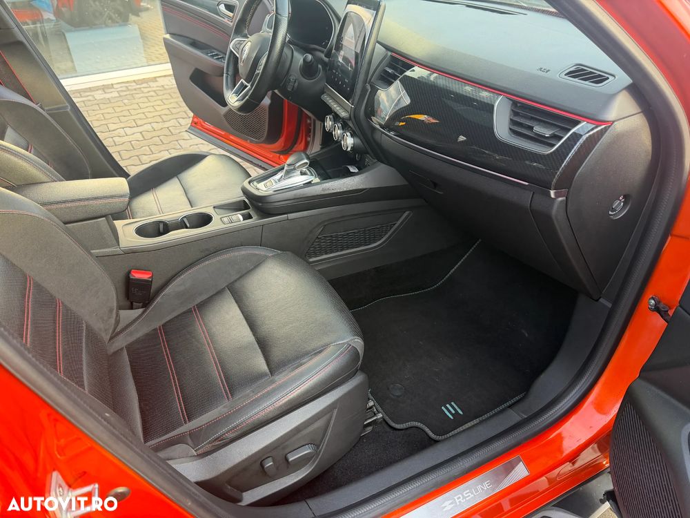 Renault Arkana E-TECH Hybrid RS Line - 12