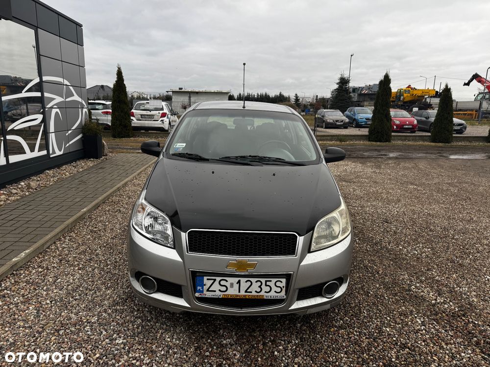 Chevrolet Aveo 1.2 16V Base - 3