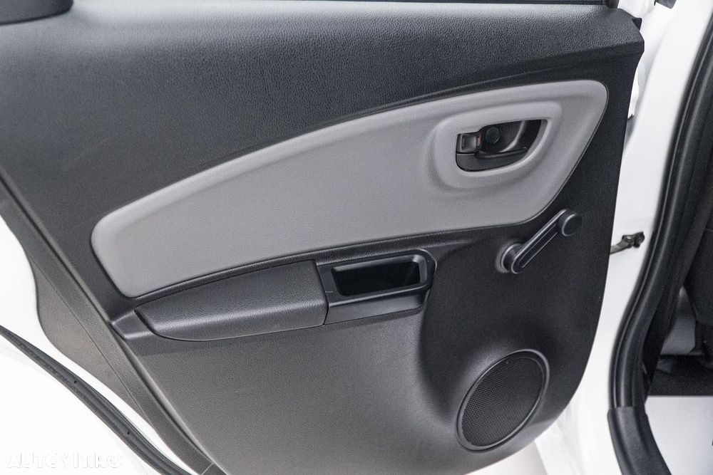 Toyota Yaris 1.0 VVT-i Comfort - 37