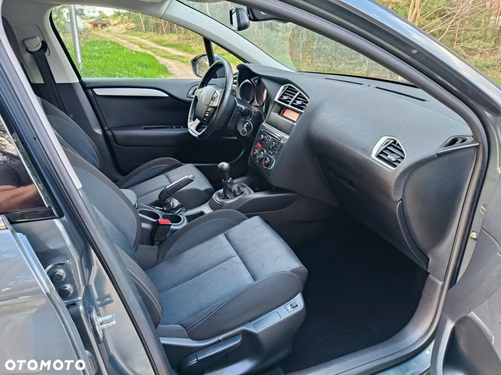 Citroën C4 VTi 120 Exclusive - 19