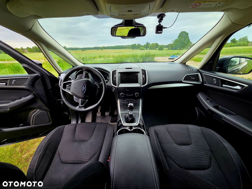 Ford S-Max 1.5 EcoBoost Titanium - 4