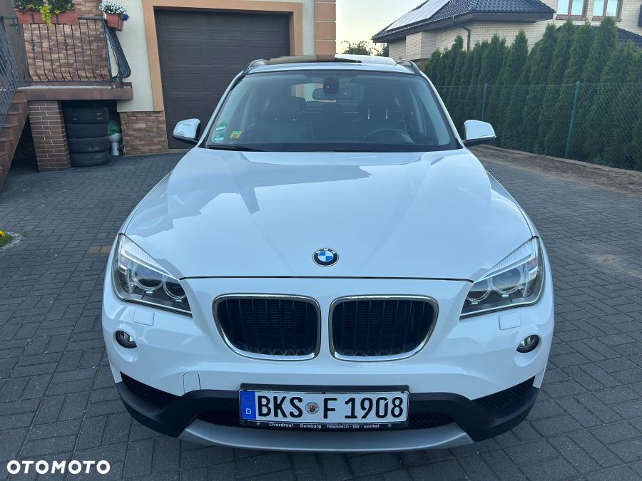 BMW X1 xDrive20d Sport Line - 9