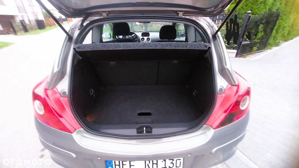 Opel Corsa 1.4 16V Color Edition - 19