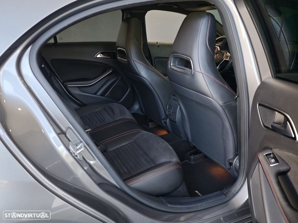 Mercedes-Benz A 200 CDI 7G-DCT AMG Line - 39