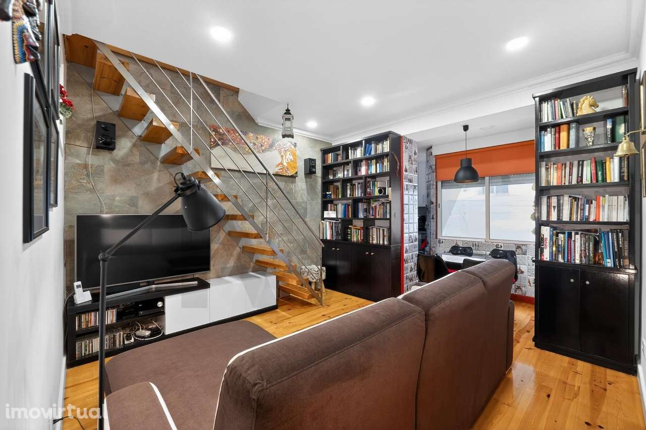Duplex T3 na Rua Martins Sarmento | Estado Impecável - Grande imagem: 2/23