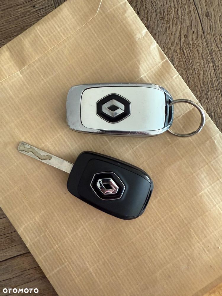 Renault Clio TCe 100 INTENS - 9