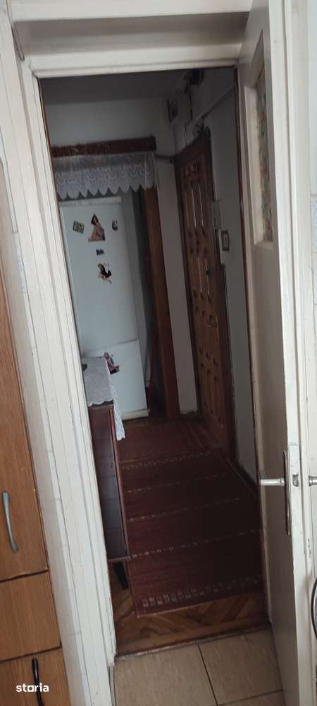 vand apartament 2 camere — fotografia 3