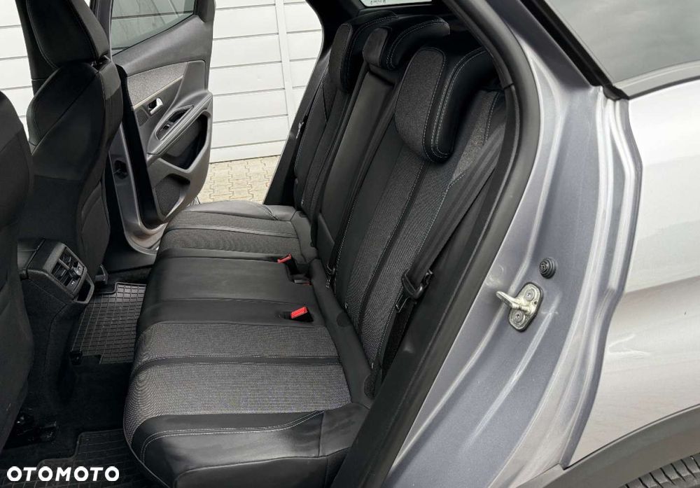 Peugeot 3008 - 16