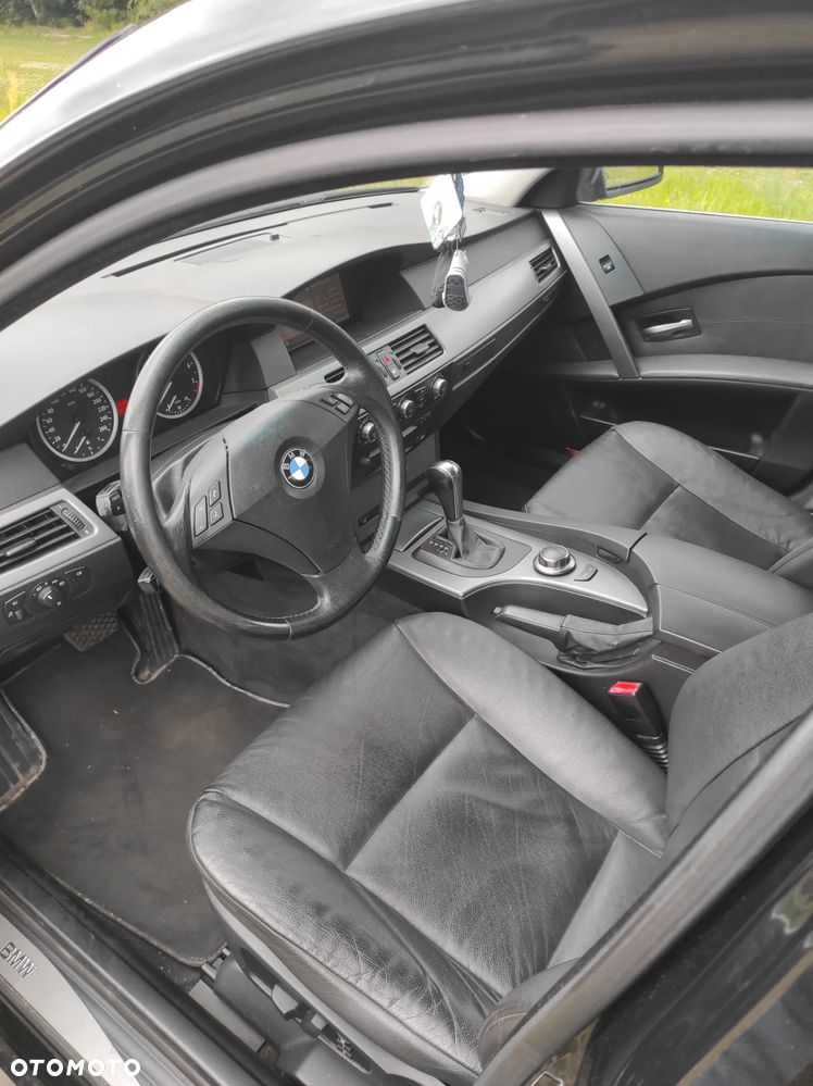 BMW Seria 5 525xi - 20