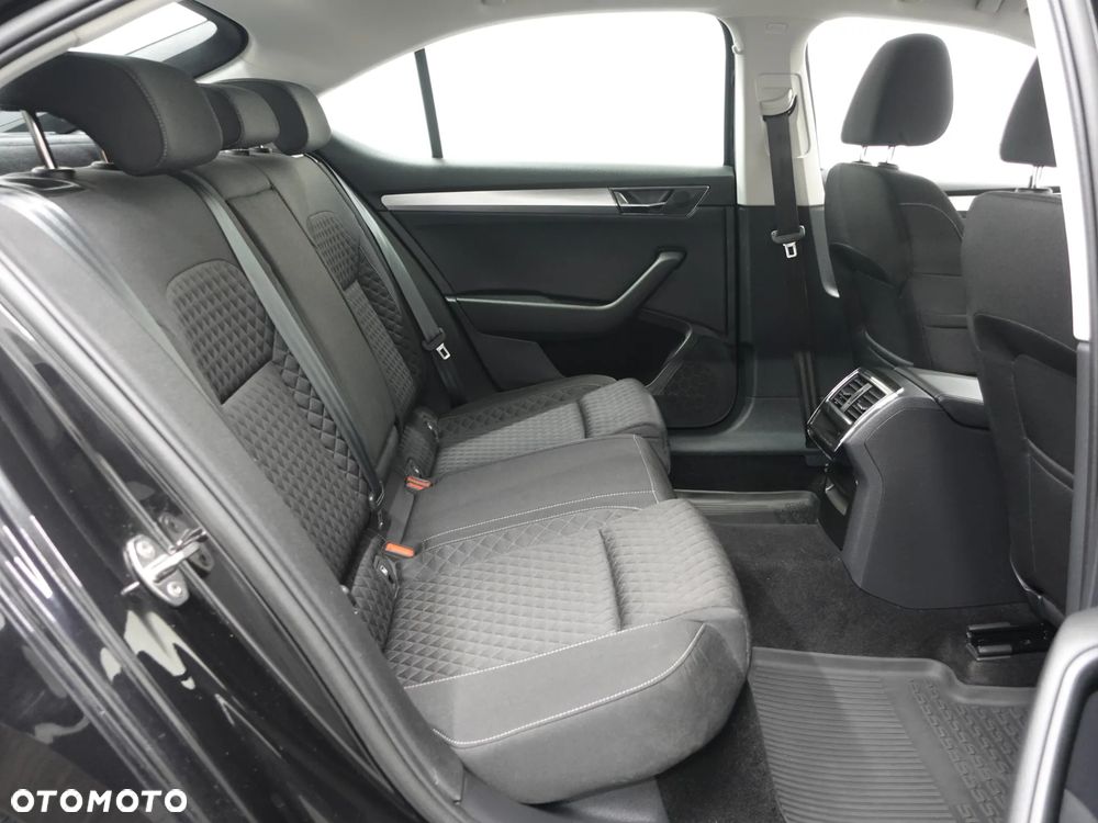 Skoda Superb 1.5 TSI ACT Ambition - 22