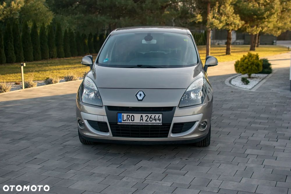 Renault Scenic - 8