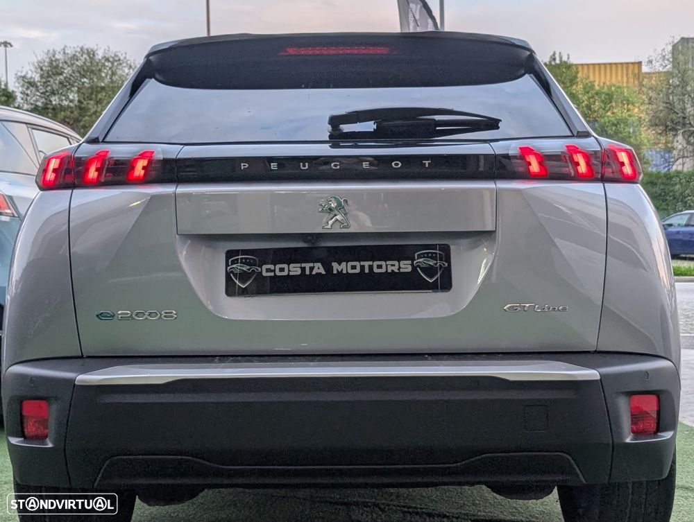 Peugeot e-2008 GT Pack - 5
